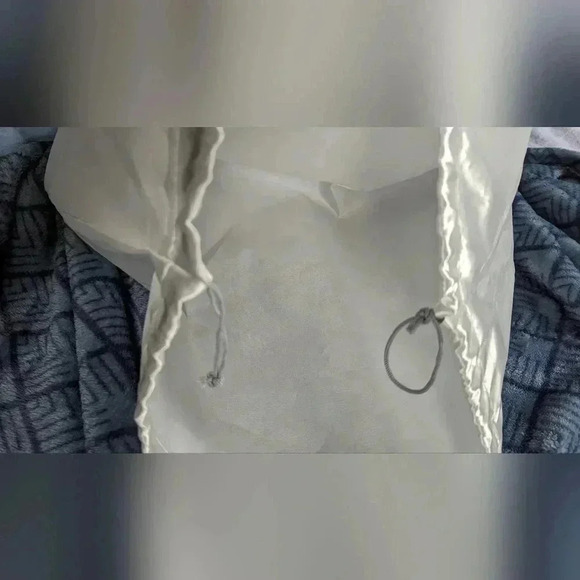 Silky Dust Cover Bag Satin Drawstring Bag Dustproof Travel Storage Pouch - Picture 4 of 5